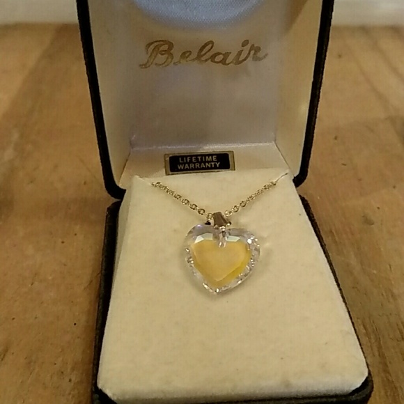 "N" Monogram necklace. Delicate, gorgeous piece! - Picture 2 of 3